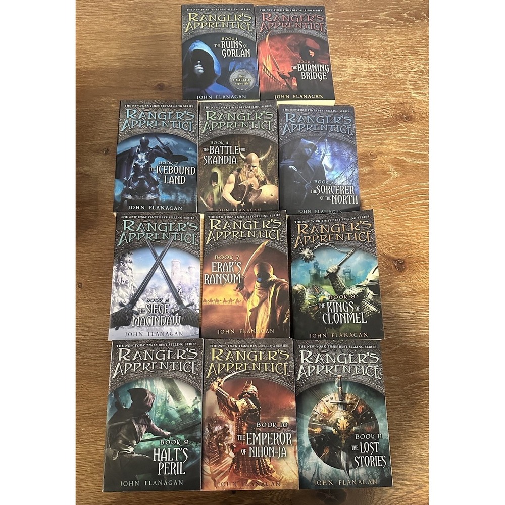 John Flanagan's Ranger's Apprentice Series Set 1-11 Great condition !
